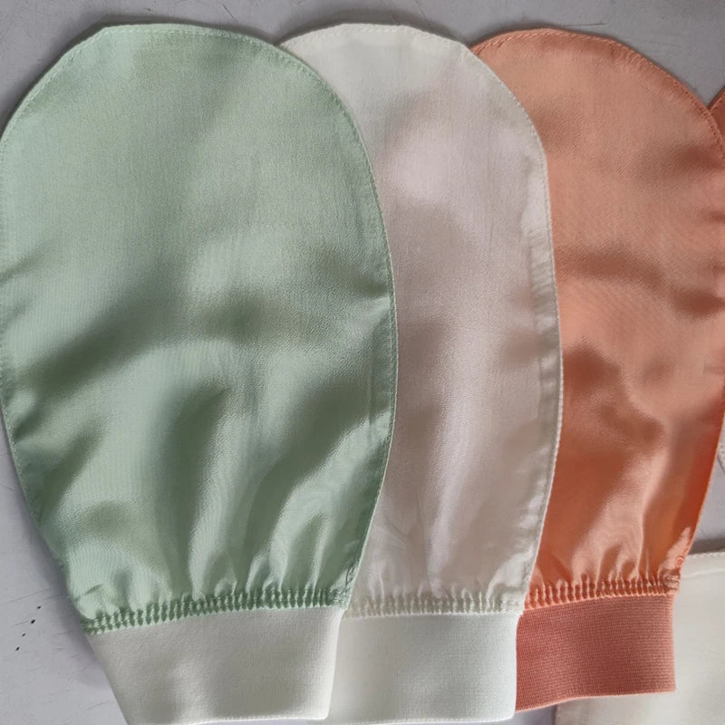 Silk - Exfoliating Bath Glove
