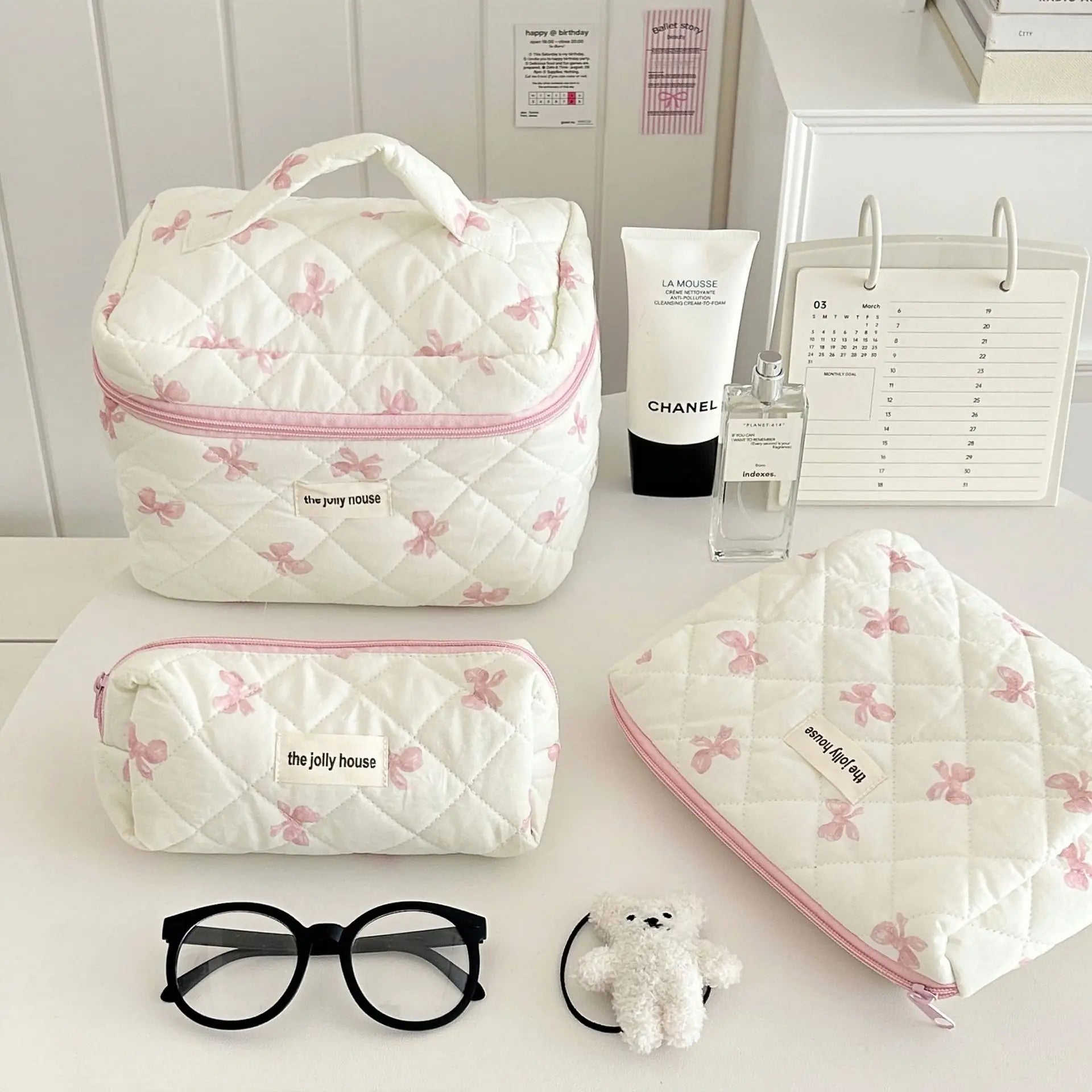 Bow - Makeup Bag & Toiletry Set