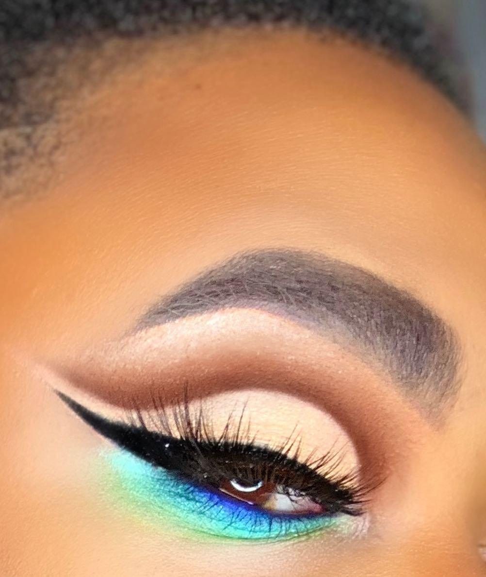 REK Cosmetics - Hey Sailor | Vibrant Eye Shadow