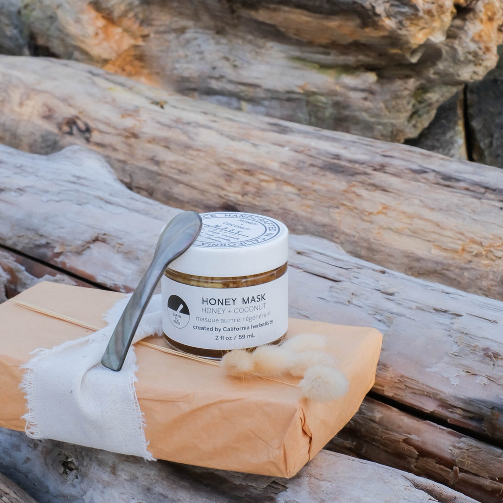 Earth Tu Face - Honey Mask + Mother of Pearl Spoon