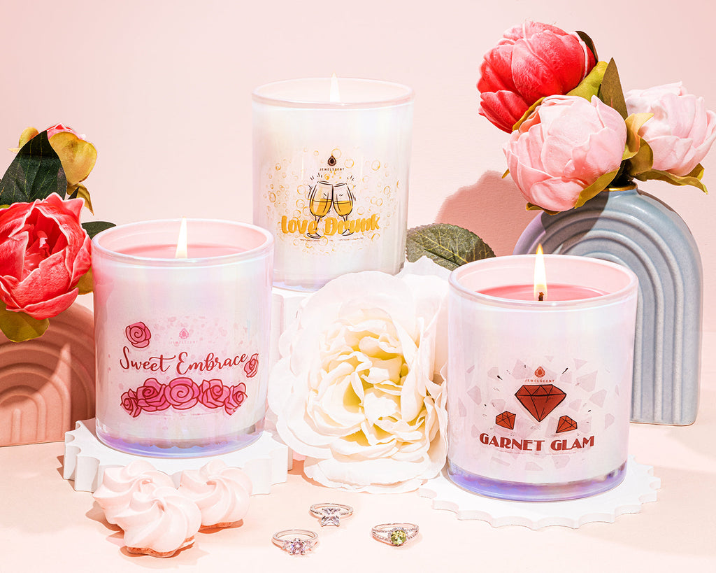 JewelScent - Sweet Embrace Iridescent 10oz Signature Jewelry Candle