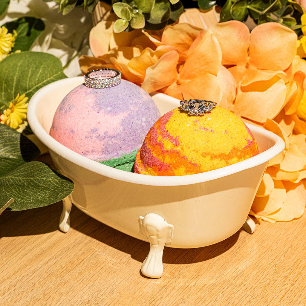 JewelScent - Citrus Squeeze Jewelry Bath Bomb