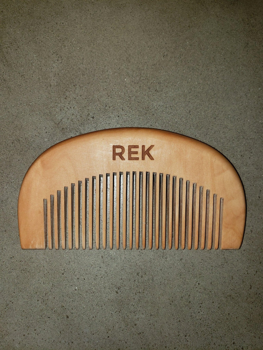REK Cosmetics - Beard Brush and Comb Kit